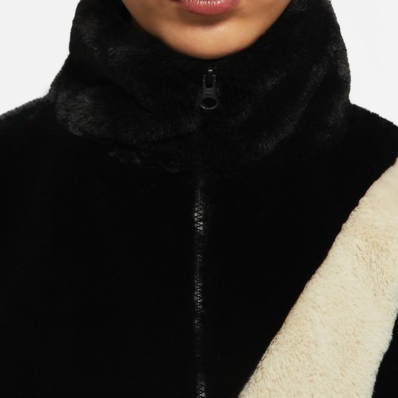 NEW Nike Sportswear Plush Faux Fur Teddy Sherpa Jacket 'Fossil' Women’s Size M - Picture 5 of 10